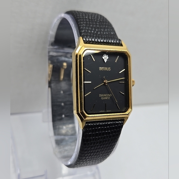 Benrus Diamond Quartz Gold Tone Black Dial Watch New Battery Vintage Leather - Picture 3 of 11